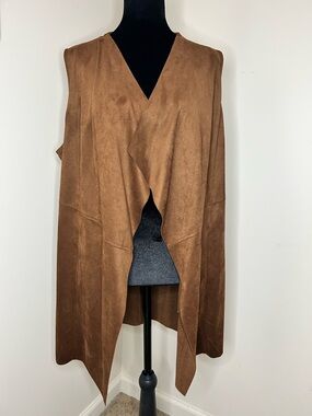 Chico's Camel Brown Suede-Effect Open Front Vest
